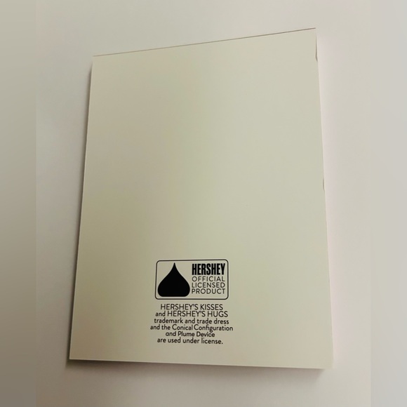 New Hershey's Kisses Pink Short Pad Hershey's Official Licensed Product Hugs - Picture 7 of 8